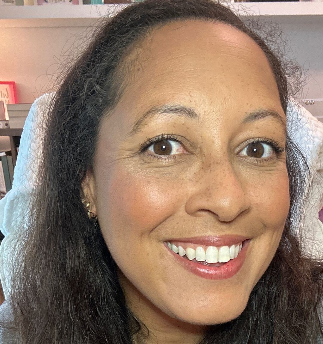 An Easy Makeup Boost for Your Afternoon Slump