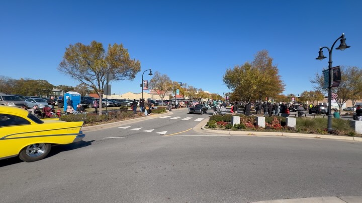 Veteran’s Day Parade 2025 🇺🇸

Five of the Wayne County Public High School Marching Bands combined to perform a compilation of songs. It sounded so so good!! 🎶🎵🥁🎺

p.s. - I wrote the color guard routine (only Spring Creek and Aycock guards attended) and I am super proud. 🥹🏴