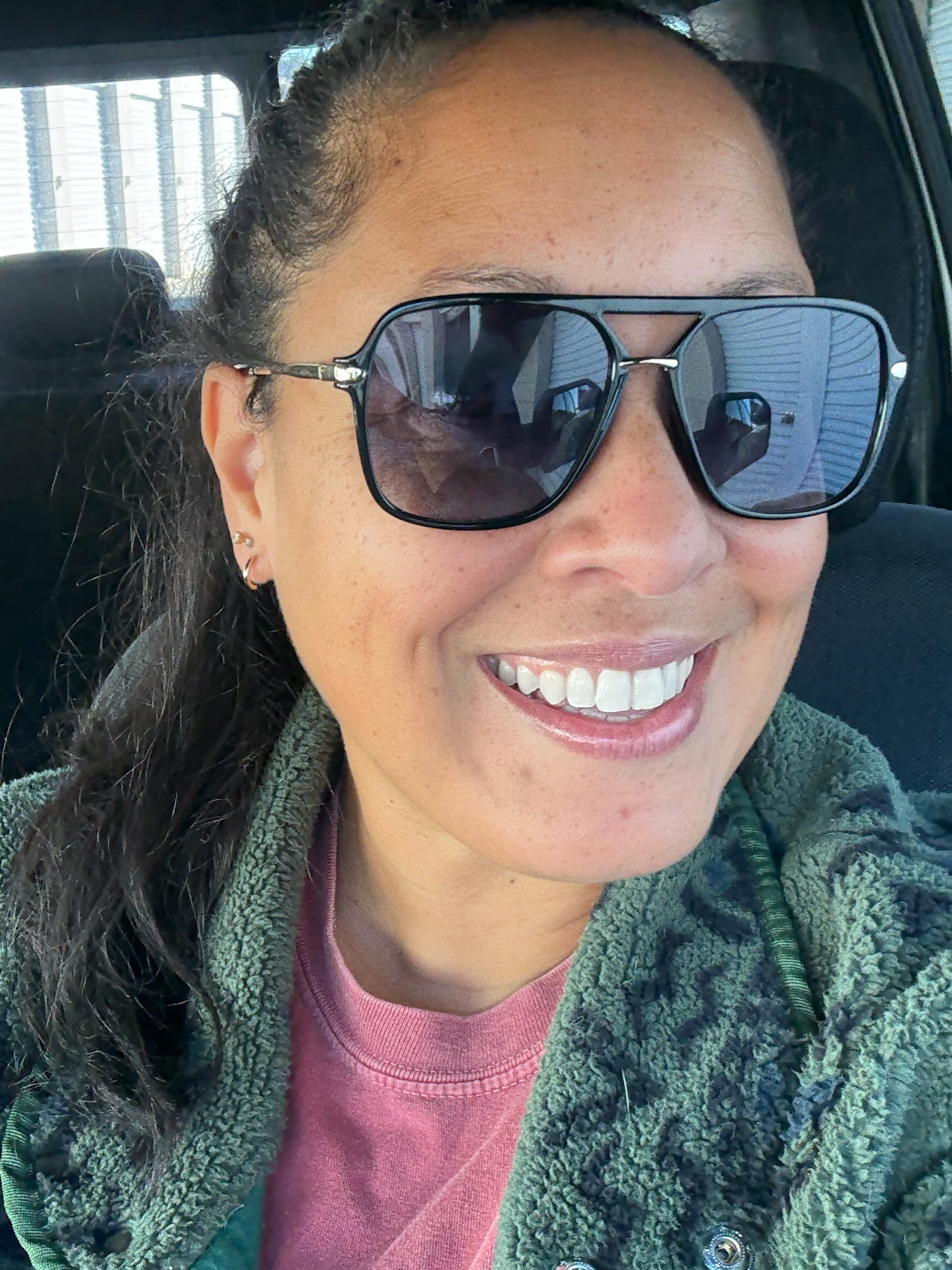 Ready for the holiday shopping season? I’ve made it SUPER EASY for you! 

Check out my Holiday Gift Guide for all your beauty and wellness wish list items. I’ve put everything in one place for you so you don’t have to hunt for anything or even leave your cozy couch.

✨ Cozy stocking stuffers
✨ Budget-friendly picks
✨ Best-sellers & fan favorites
✨ A spot to request personalized gift recommendations

Think of it as your no-stress, done-for-you holiday shopping shortcut.

Comment GIFT and I’ll send it straight to you. Orrr click my link in bio. 🔗