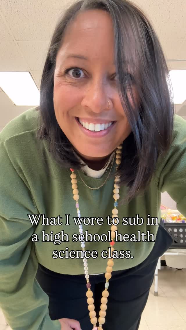 We apparently needed a couple more freezing mornings before April steers us into the summer heat. So a lightweight sweater was needed! 

#teacherstyle #substituteteacher #teacheroutfit