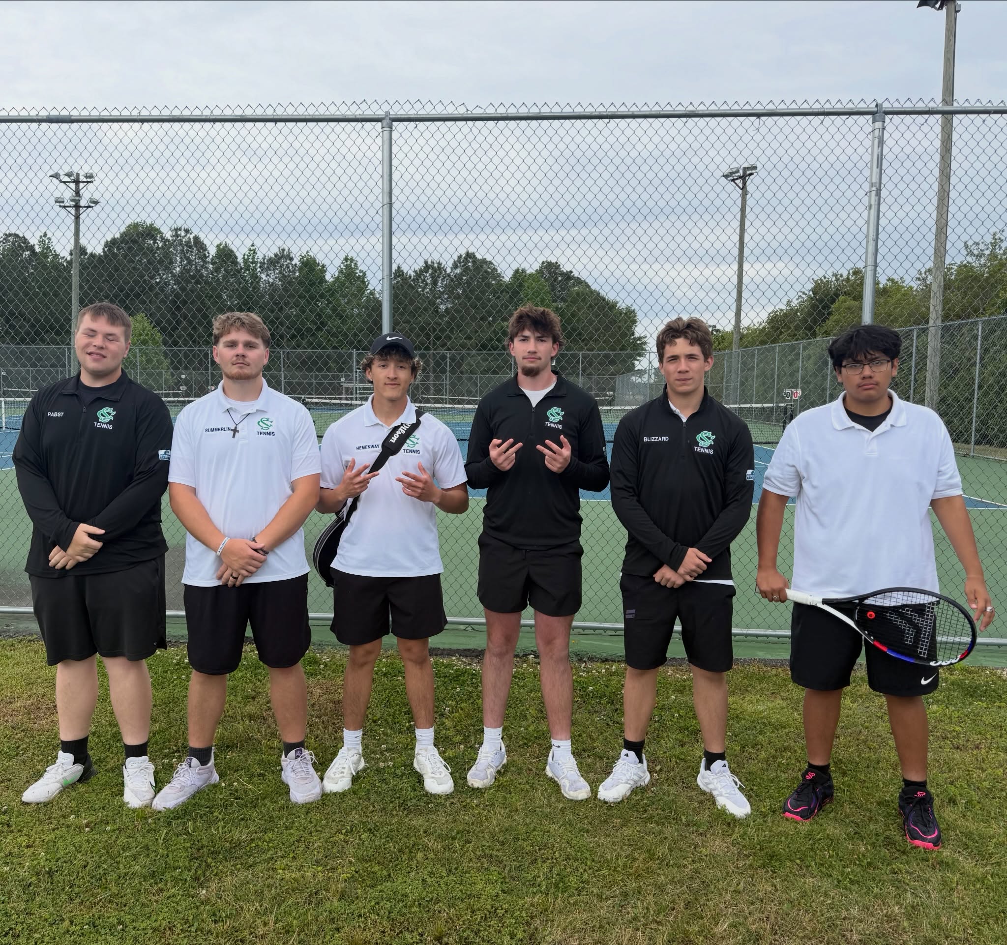 Through the cold, rain, delays, and switching court surfaces…this team did it all today! These Gators represented their school well and cheered each other on no matter what. What a great day for Spring Creek tennis. 🥹👏🏽🐊